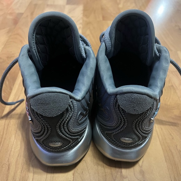 Nike LeBron XXI Basketball Shoes main image 4